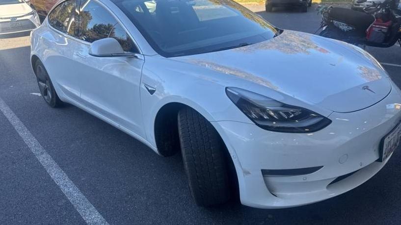 TESLA MODEL 3 2018 5YJ3E1EA7JF027186 image